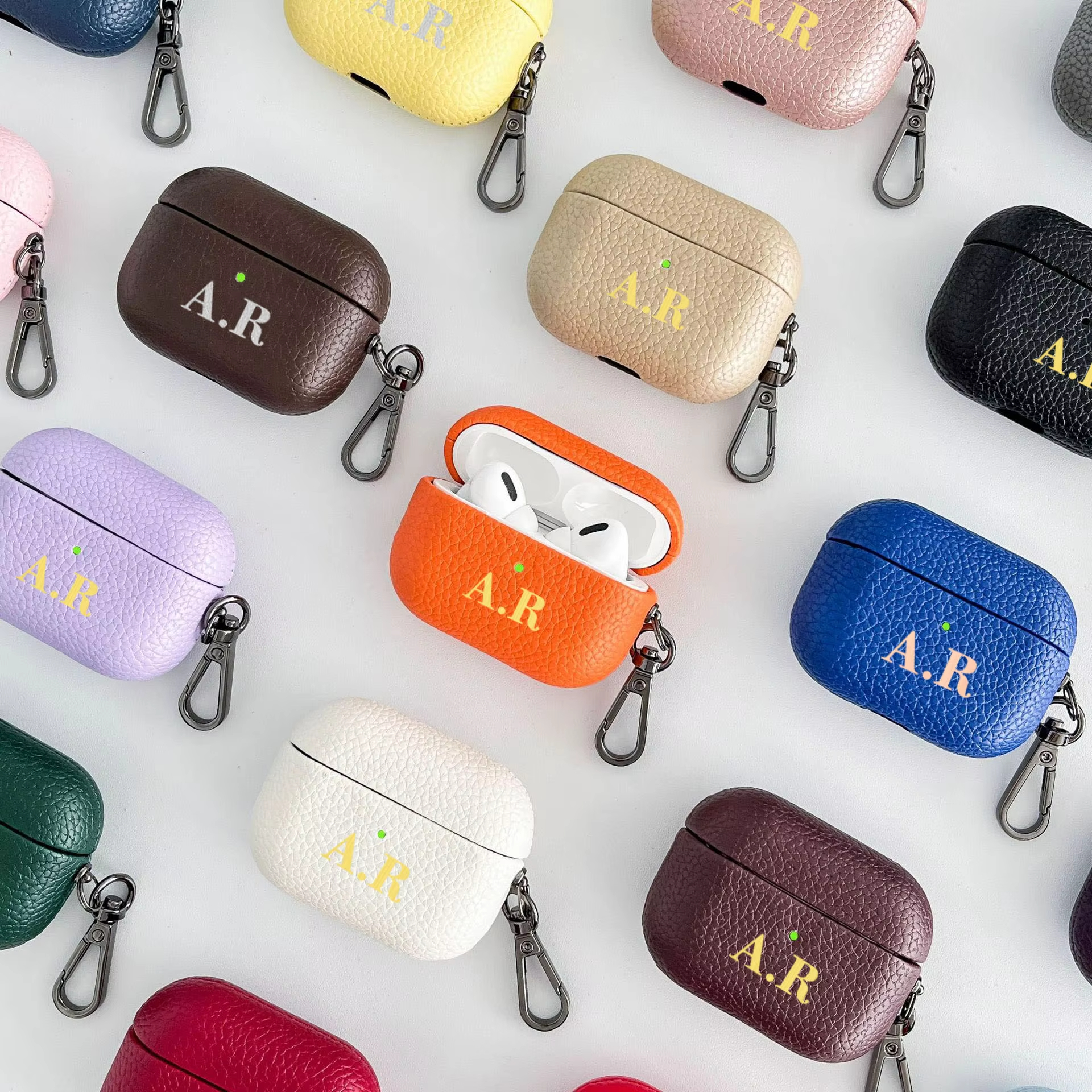Personalized Initials Letters  - Monogram Keychain Leather avaliação e preço