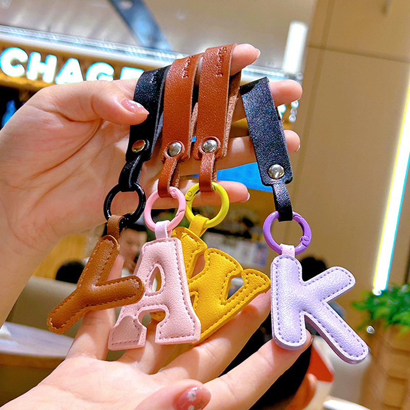 A To Z PU Leather Initial Lett - Monogram Keychain Leather avaliação e preço