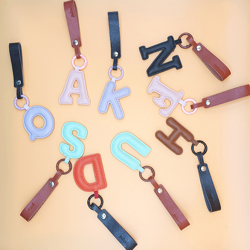 A To Z PU Leather Initial Lett - Monogram Keychain Leather avaliação e preço