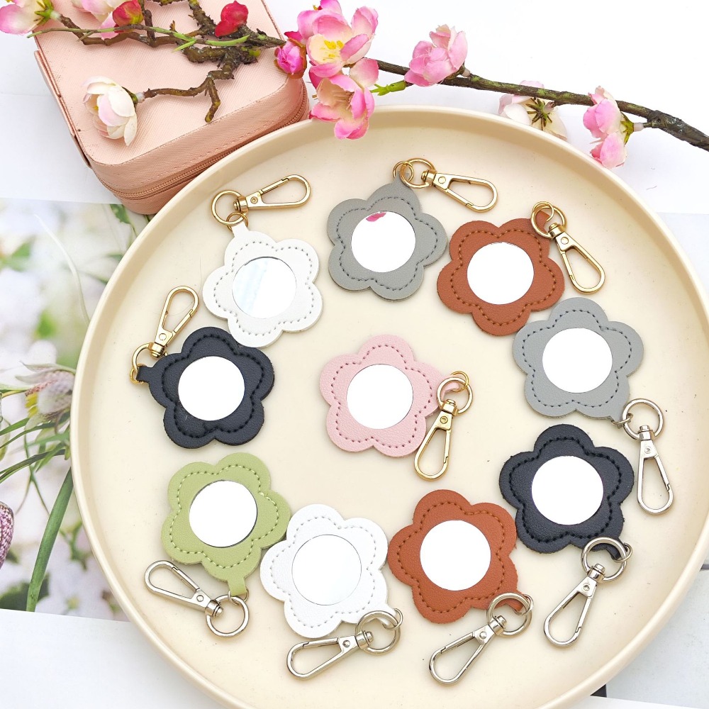 Flower Petal Shaped Mirror Bag - Initial Ring Custom avaliação e preço